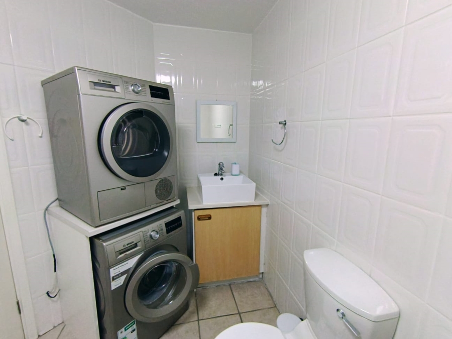 2 Bedroom Property for Sale in Hartenbos Central Western Cape